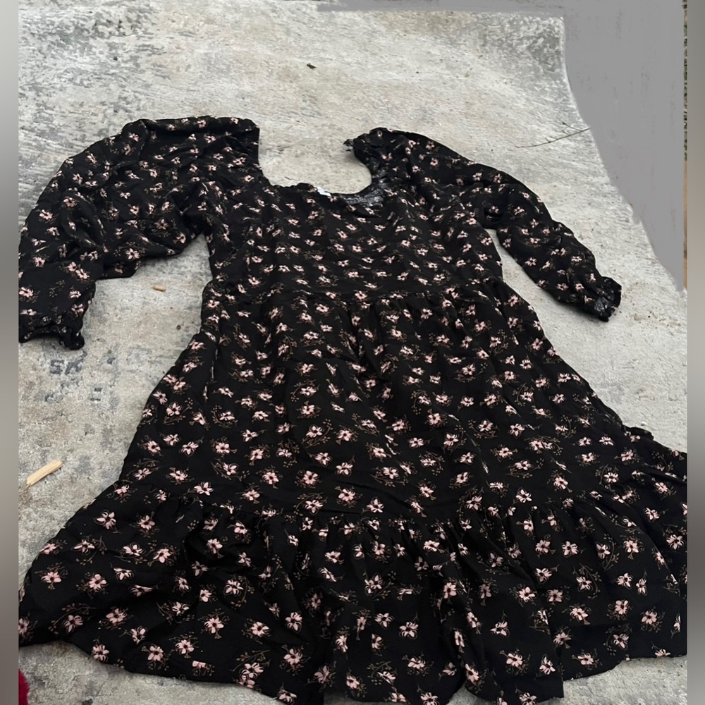 Celebrity Pink Black Floral Tiered Long Sleeve Dress